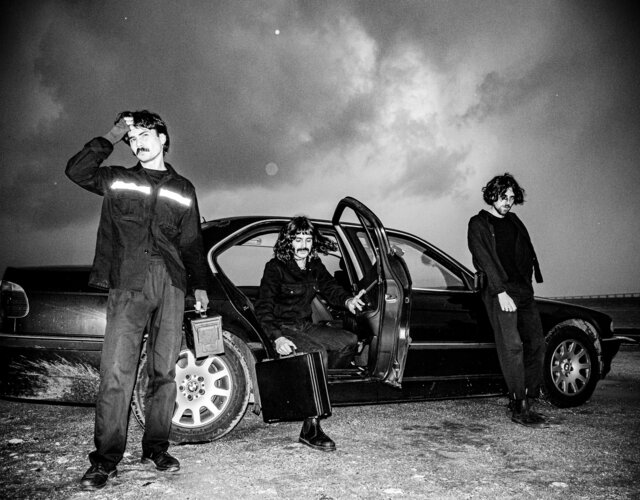 maquina_b_w_by_umsinaldemim